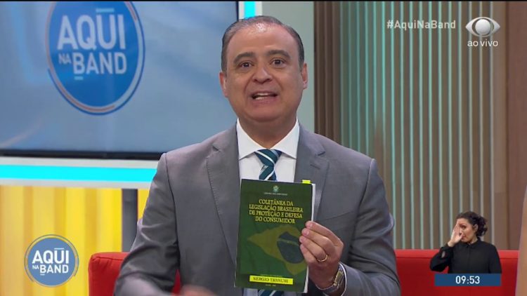 Aposentado, saiba como se prevenir de golpes